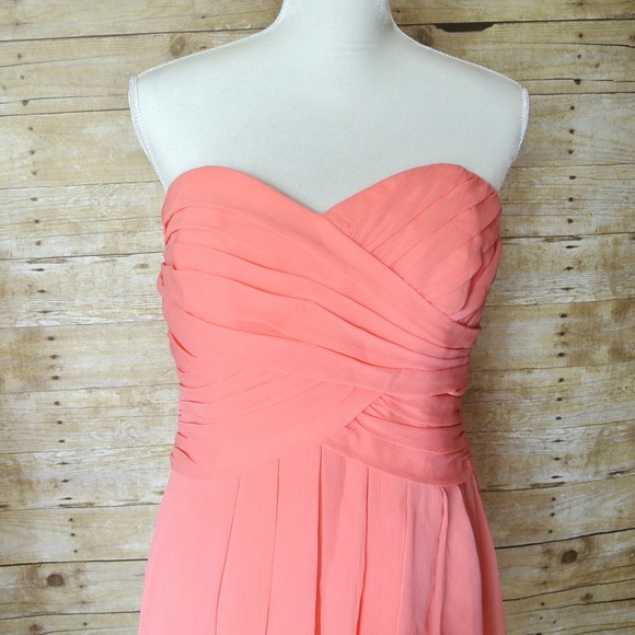 David's Bridal Strapless Crinkle Chiffon Dress 12 - Picture 3 of 9